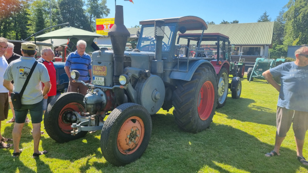 Traktor