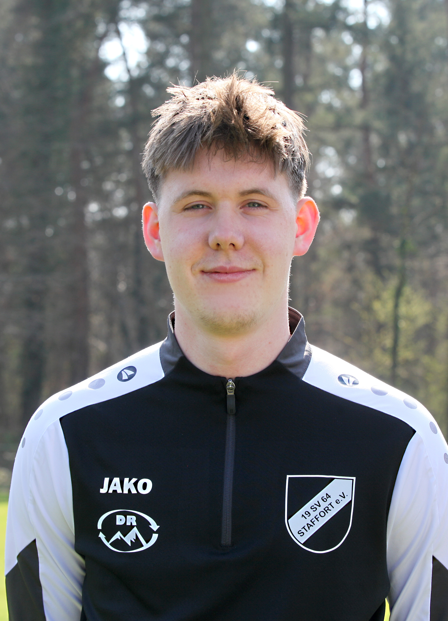 Yannik Simon